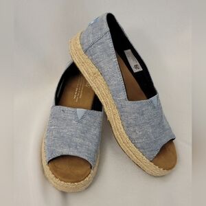 Toms Chambray Espadrille Flats Size 5.5